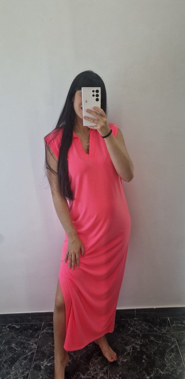 Vestido hombreras flúor