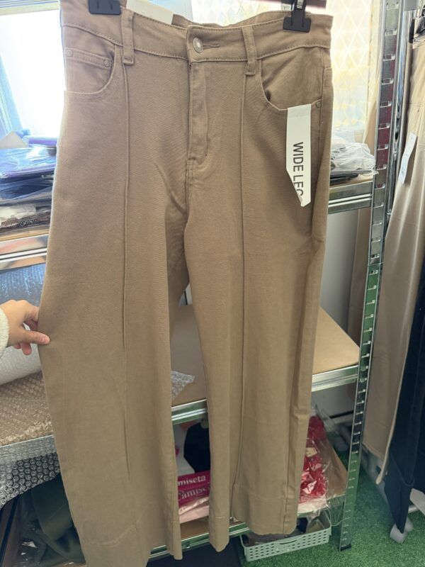 Vaquero beige t36 wide leg (viene grande)